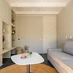Toekomst 59 - Not Intended For Company Or Work-related