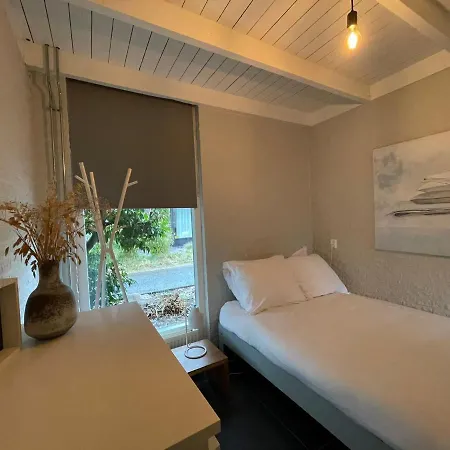 Toekomst 59 - Not Intended For Company Or Work-related 別荘