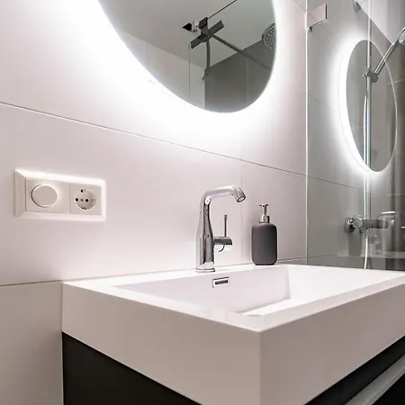 Toekomst 59 - Not Intended For Company Or Work-related