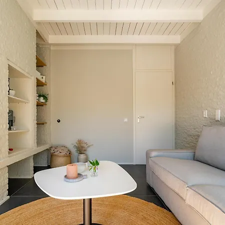 Toekomst 59 - Not Intended For Company Or Work-related