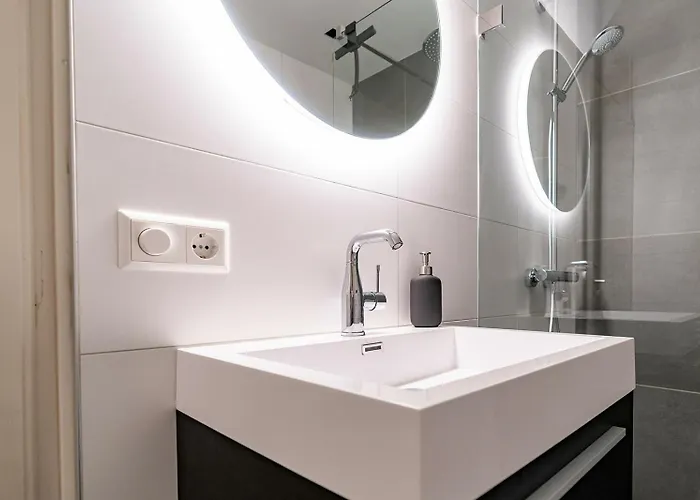 Toekomst 59 - Not Intended For Company Or Work-related